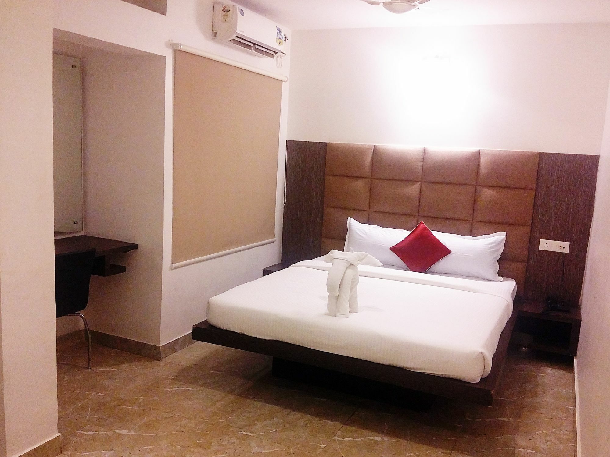 Capital Residency Hotel Bangalore Eksteriør billede